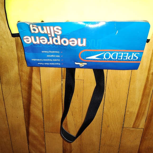 Speedo Sling Backpack. Speedo Sling Backpack. Neoprene with Strap. New with Tags - Picture 5 of 12